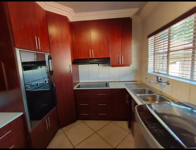 3 BEDROOM HOUSE FOR SALE IN ELDORETTE